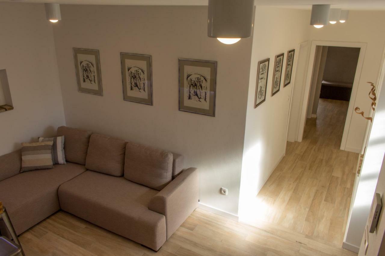 Apartment Old Town Mariolina Krk Town Eksteriør billede